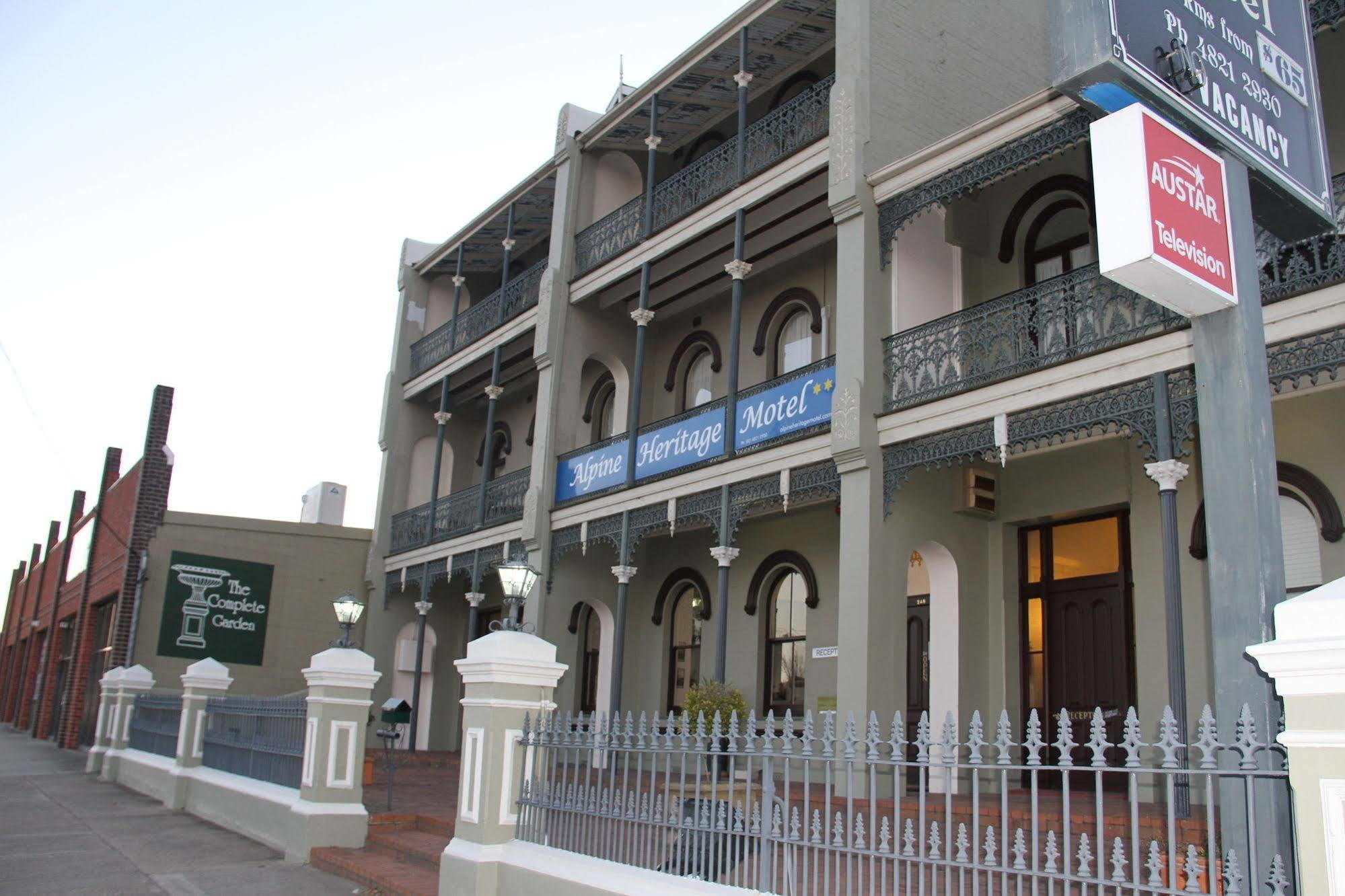 Alpine Heritage Motel Goulburn Exterior foto